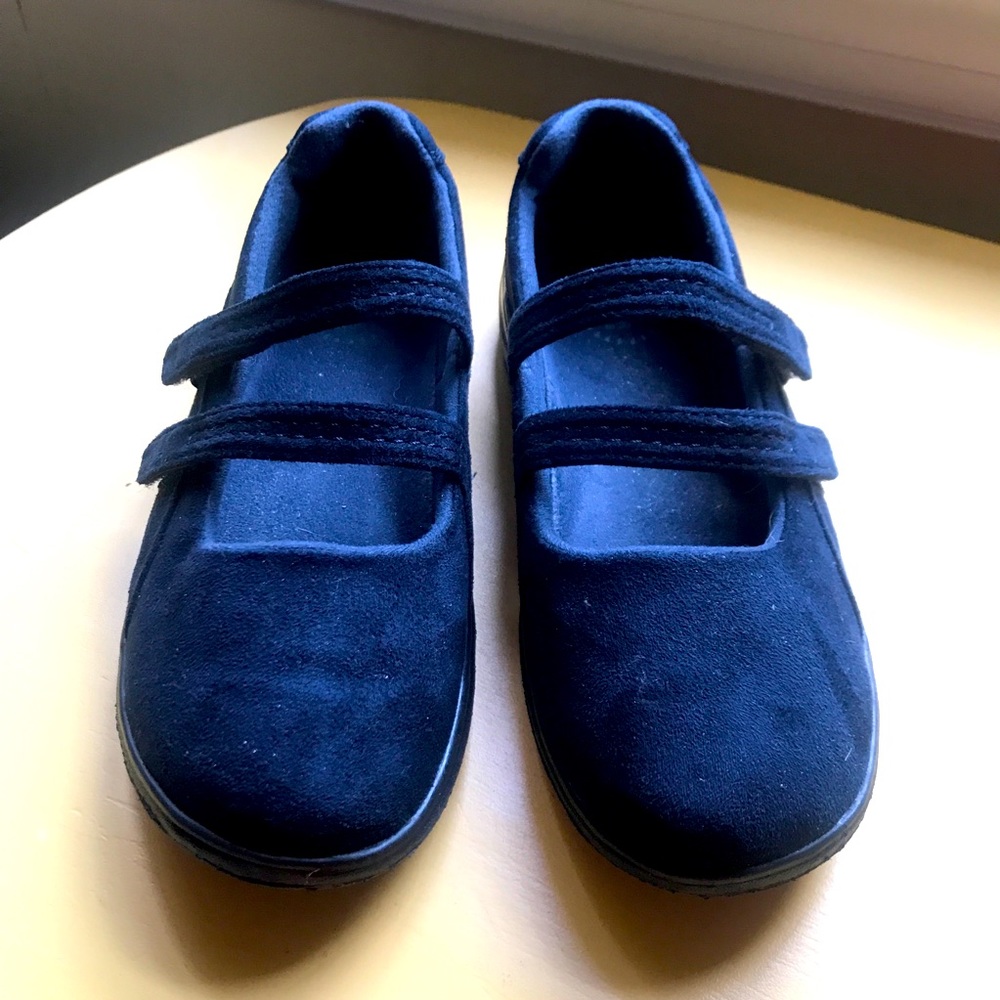 Propet Shoes